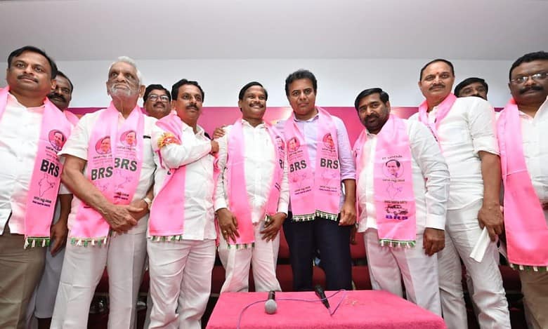 Telangana: KTR calls Revanth ‘thief’ as several Cong leaders join BRS
