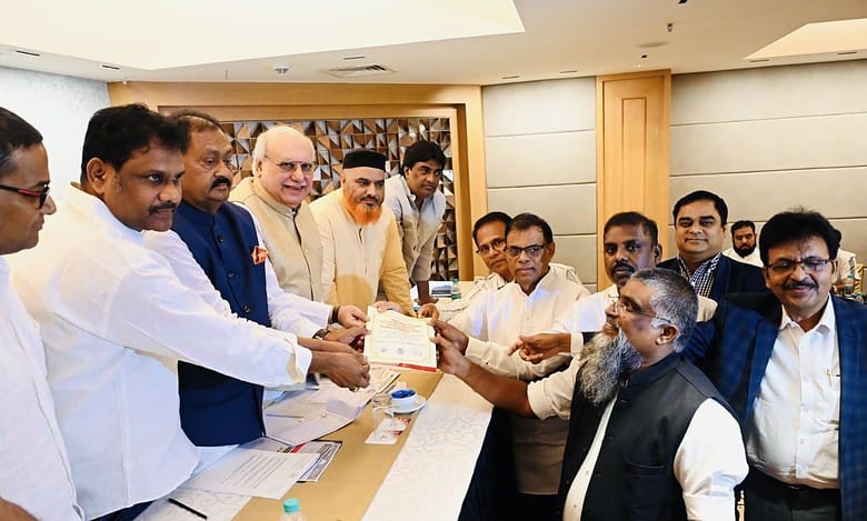 Telangana polls: Congress plans Rs 5000 cr budget to woo Muslim voters