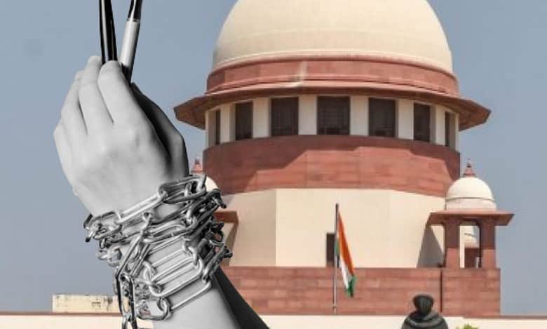 ‘Journalism can’t be prosecuted as terrorism’: Media turns to SC