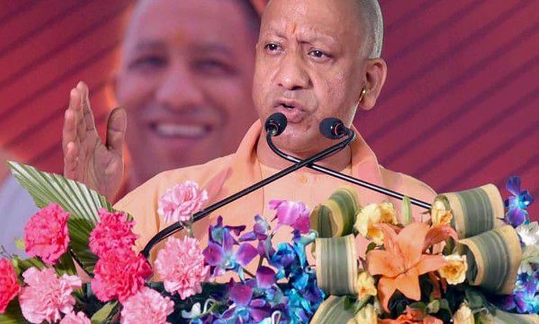 Congress has tried to strangle Constitution since beginning, claims UP CM Adityanath