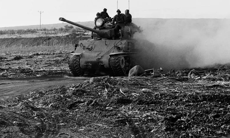Israel invokes Article 40 Aleph, declares war first time since 1973
