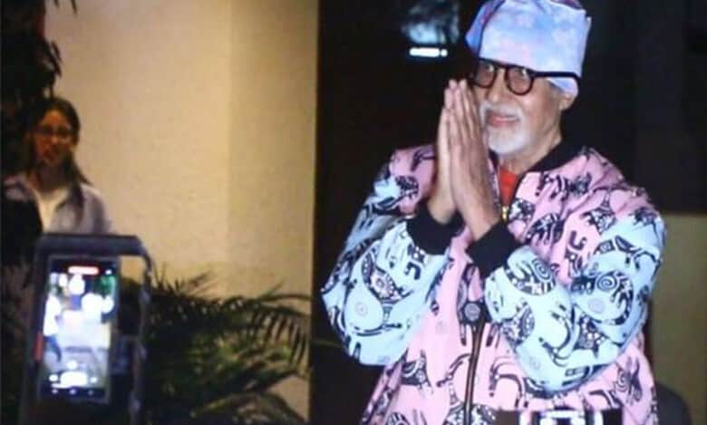 Amitabh Bachchan rings in 81st b'day at midnight with fans outside Jalsa