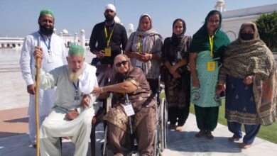 _family reunion, at Darbar Sahib Kartarpur Corridor. Mr. Muhammad Ismael from Sahiwal, Pakistan Surinder Kaur from Jalandhar, India (1)