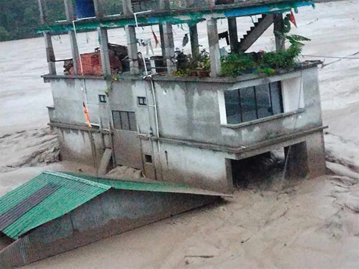 14 dead, 102 missing in Sikkim flash flood, 3K tourists stranded