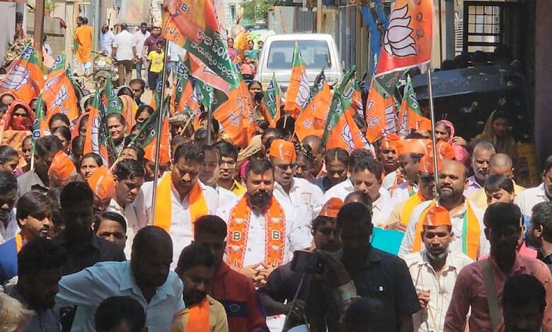Telangana Assembly polls: Raja Singh launches election campaign