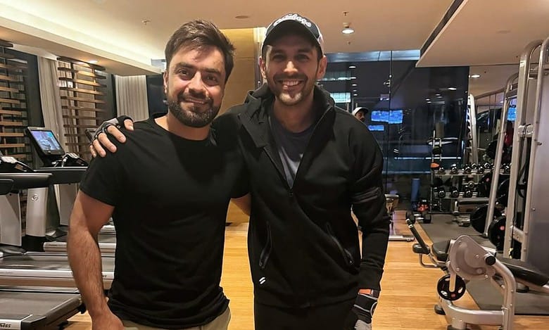 Kartik Aaryan meets Afghan cricketer Rashid Khan at gym