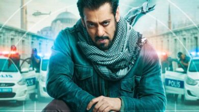 Salman Khan gives a death stare in new ‘Tiger 3’ poster