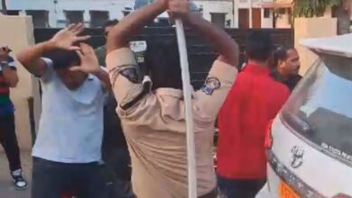 Hyderabad: AIMIM cadre attacks Congress' Malakpet candidate Shaik Akbar