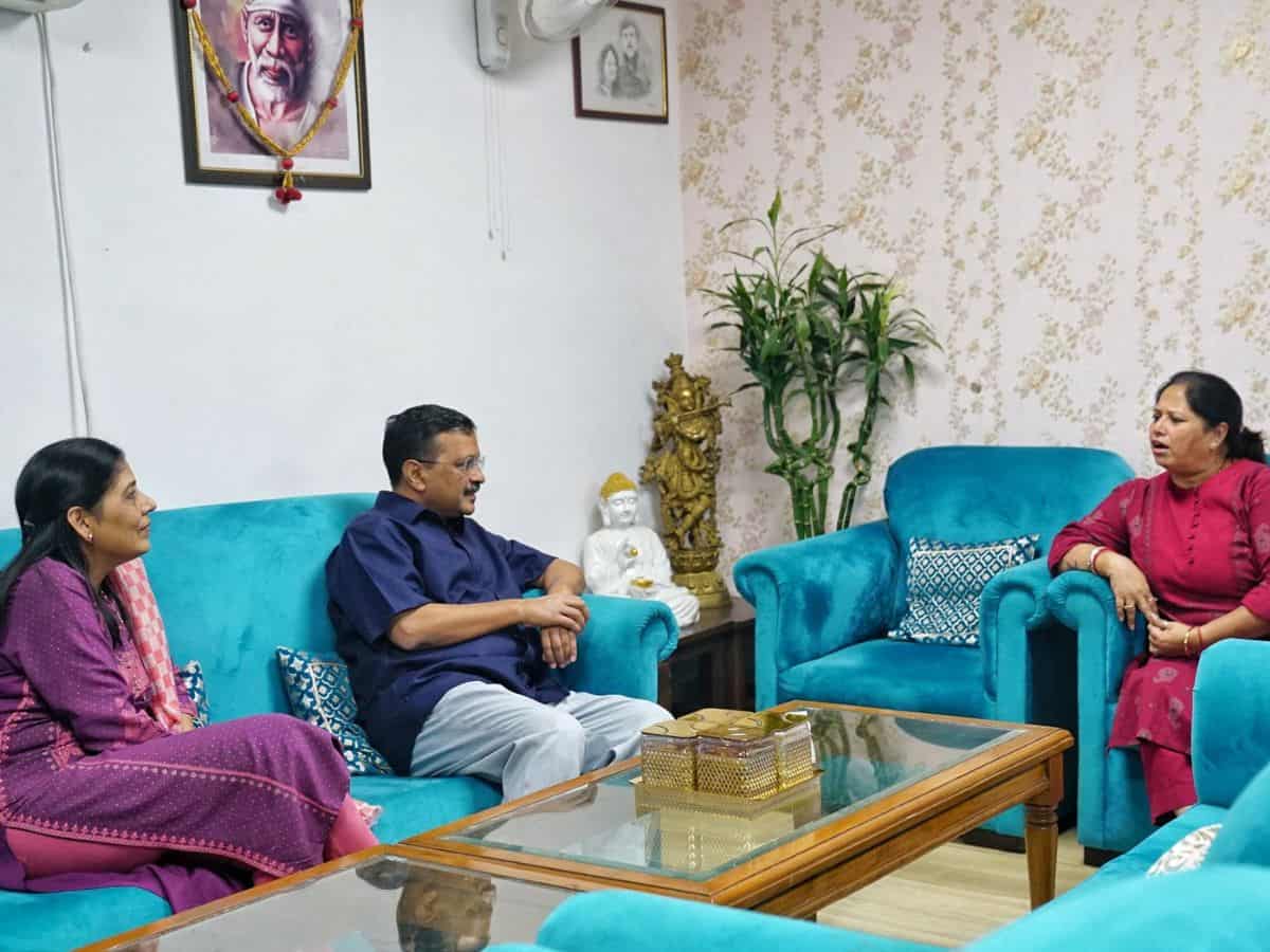 Arvind Kejriwal meet families of Sanjay Singh and Manish Sisodia