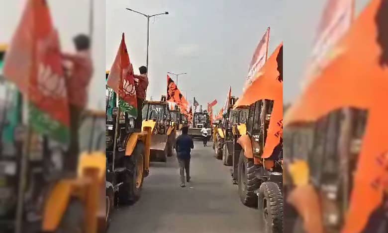Video: BJP’s Patancheru candidate holds bulldozer rally