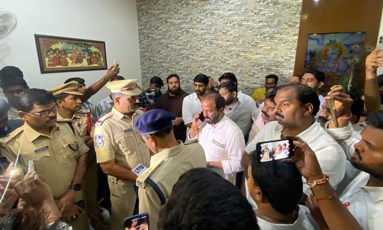 Hyderabad: Cong LB Nagar candidate Madhu Goud's residence raided