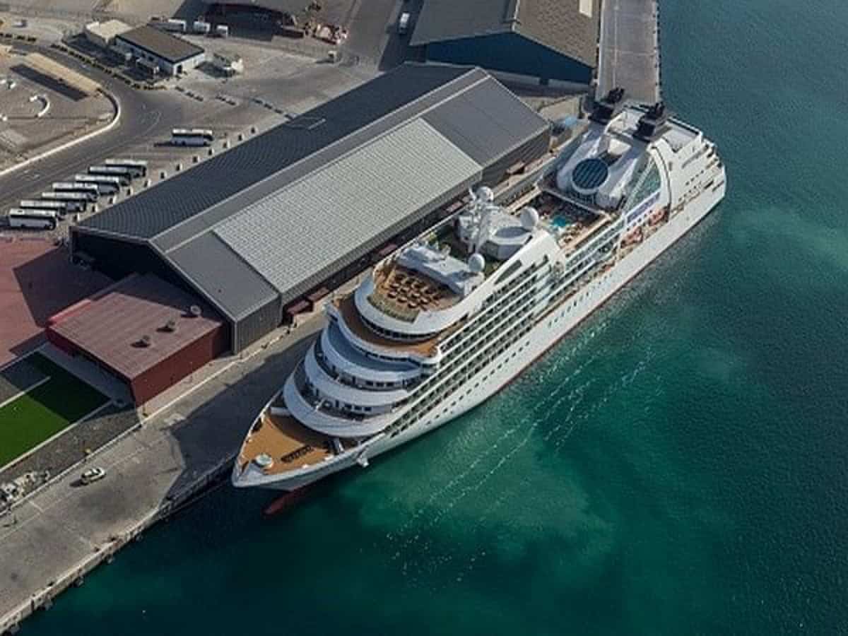 Abu Dhabi kicks off cruise season with Crystal Symphony docking