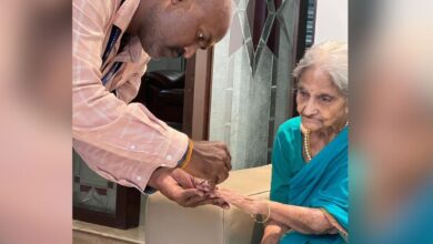 First vote for Telangana elections polled from Hyderabad