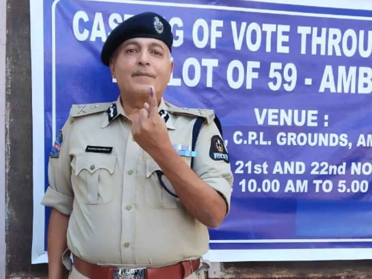 Hyderabad CP Sandeep Shandilya casts vote after resuming duty