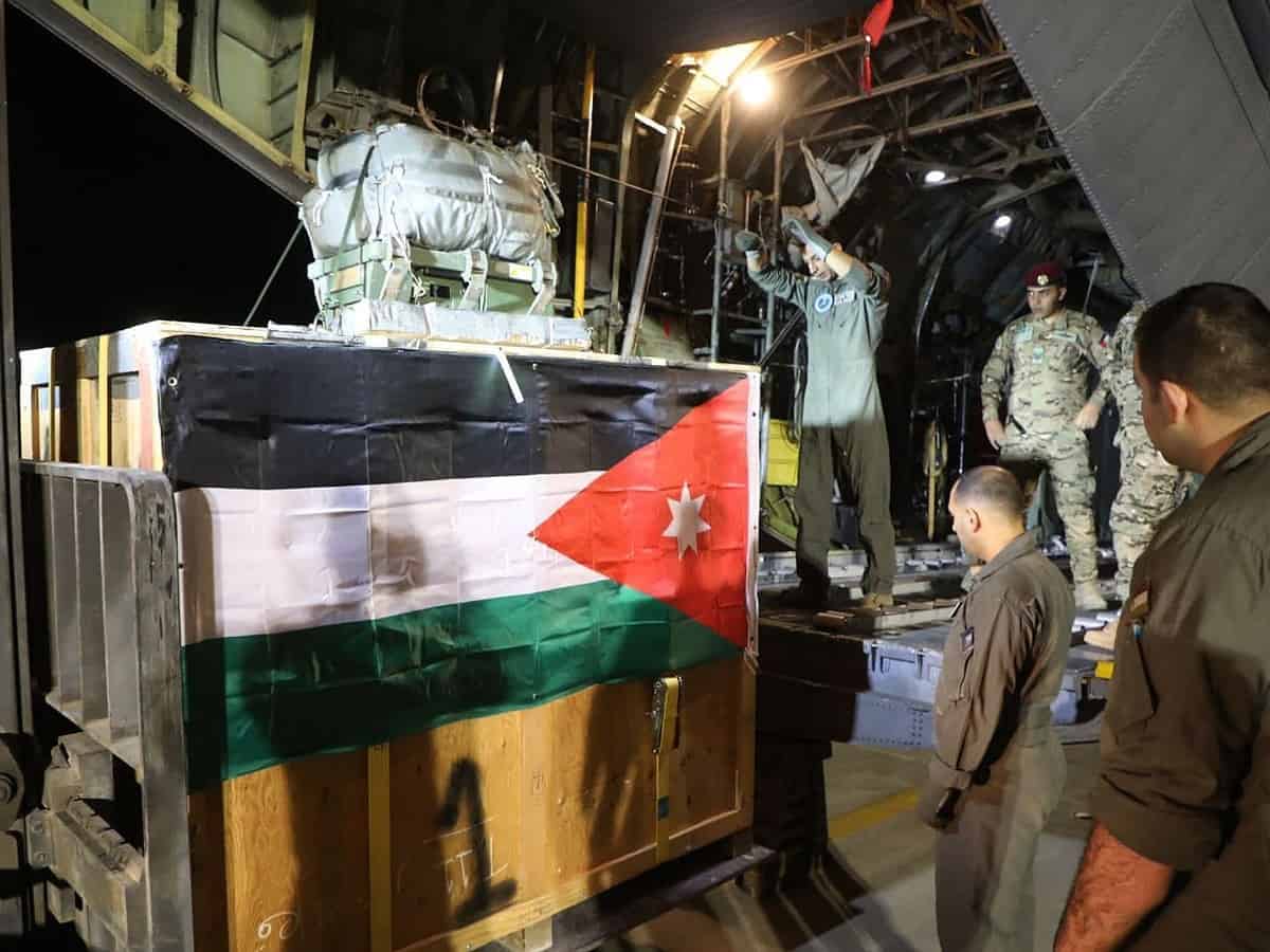 Jordan airdrops humanitarian aid to field hospital in Gaza Strip