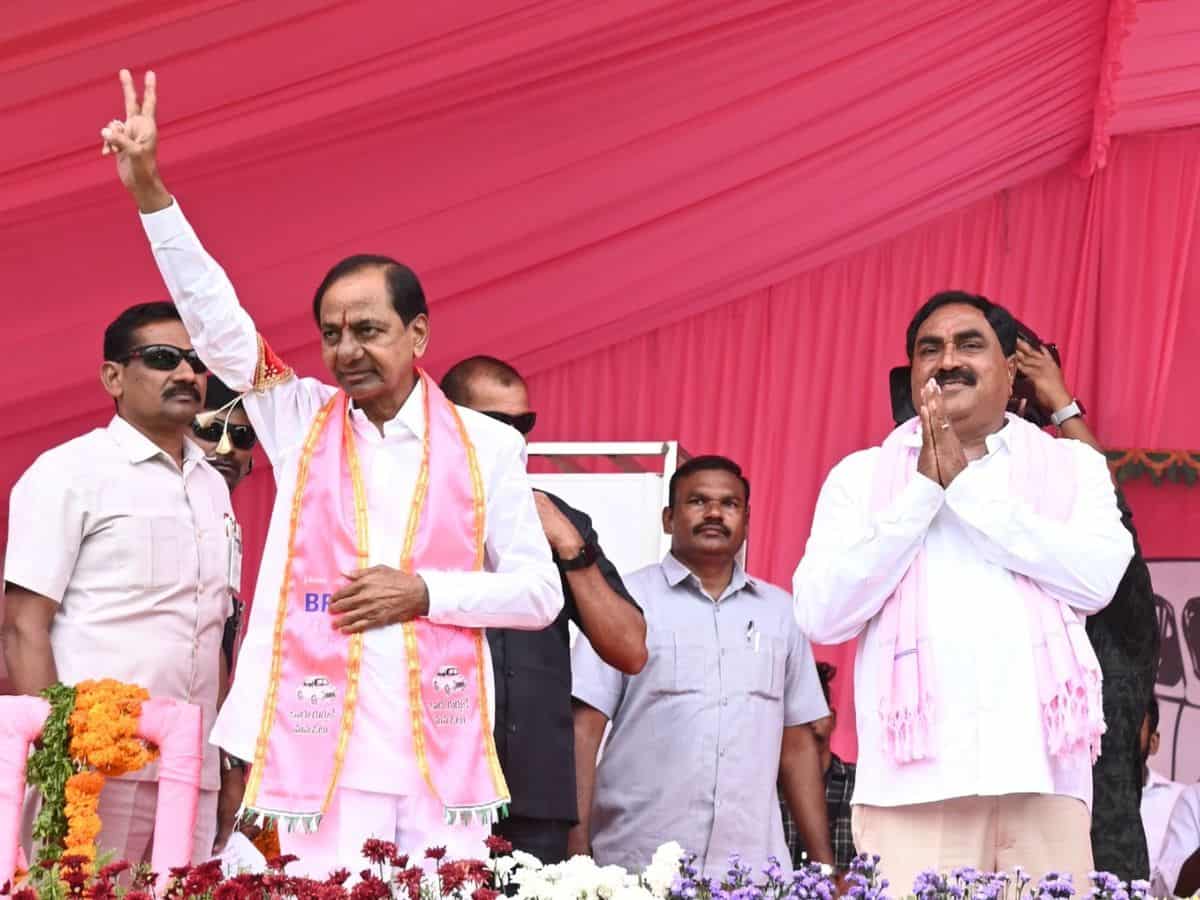 Telangana polls: KCR slams Congress for its stance on farmer welfare