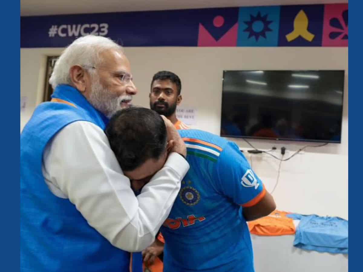 PM Modi comforts Mohammed Shami with a hug after World Cup match