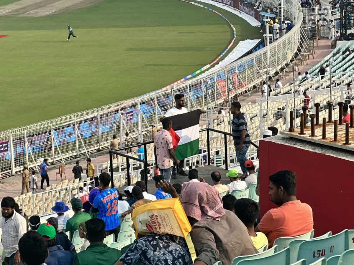 _Palestinian flag during Pak-Bangla match