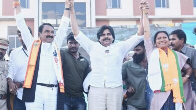 Telangana: Pawan Kalyan campaigns for JSP-BJP alliance in Hanamkonda