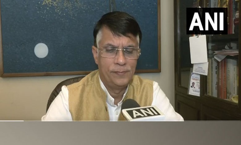 Rahul Gandhi doesn’t need certificate from Rijiju, says Khera