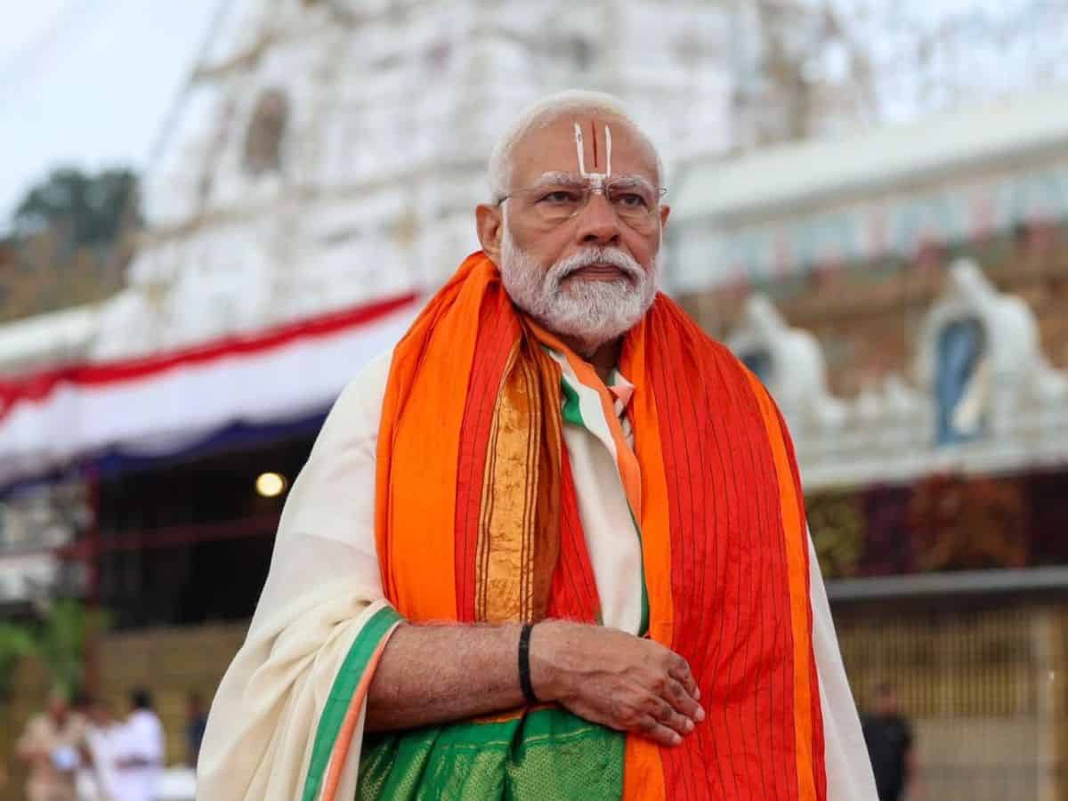 Andhra Pradesh: PM Modi visits Venkateswara Swamy Temple in Tirupati