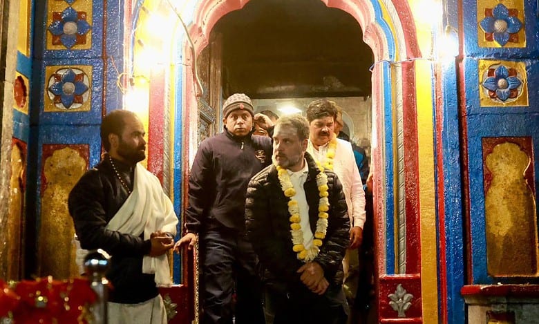Rahul Gandhi in Kedarnath temple.