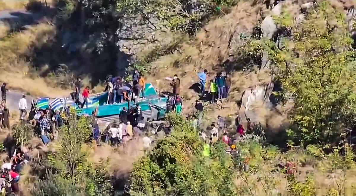 Atleast 36 killed, 19 hurt as bus falls into gorge in J&K's doda