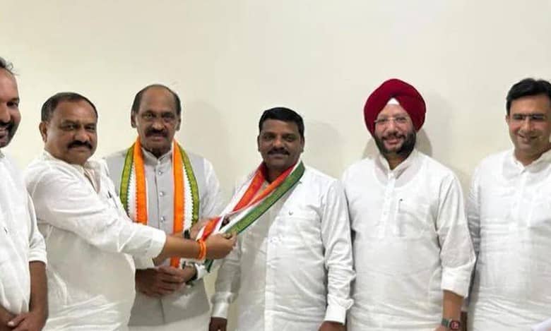 Telangana: Teenmaar Mallanna appointed as Cong campaign convenor