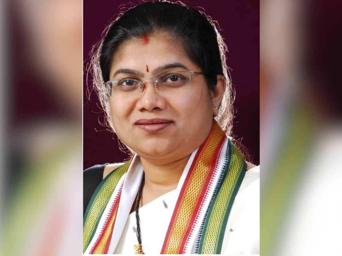 Telangana Congress' Palvai Sravanthi quits party, blames 'commercialisation'