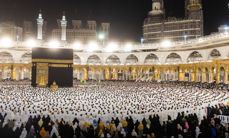 UAE: Father rants on X about son's graduation gets job, Umrah tickets