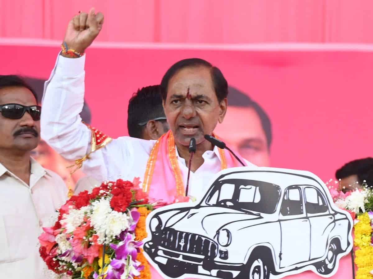 KCR to go on bus yatra from April 22 to May 10