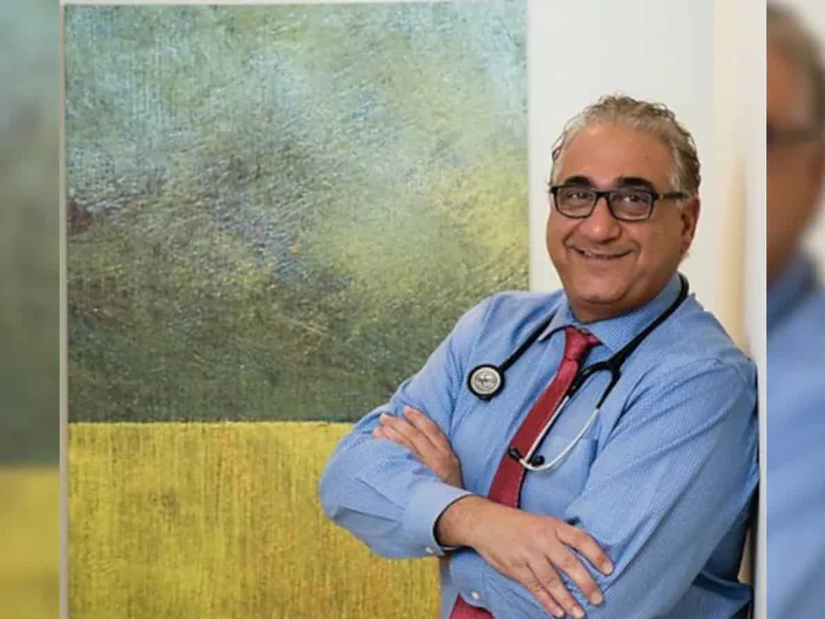 US-born doctor loses citizenship after 61 years