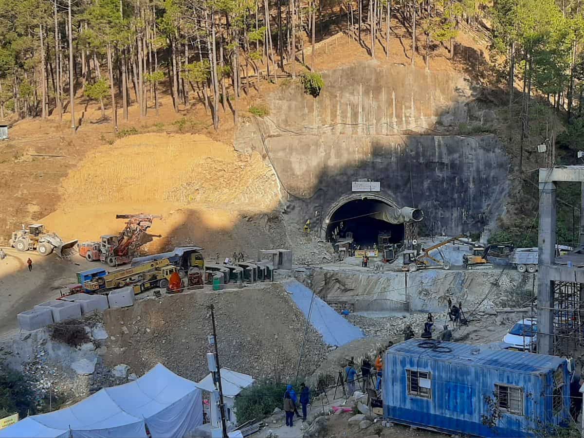 Uttarakhand tunnel rescue operations enter final stretch; iron hurdle removed