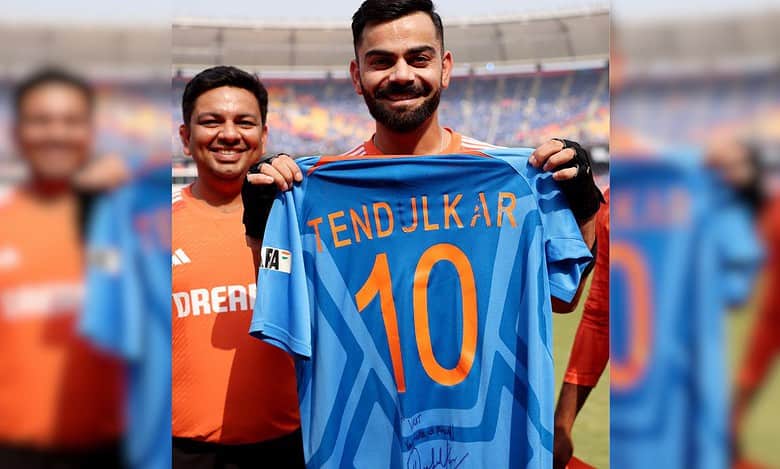Prized possession for Kohli: Tendulkar gifts him iconic No. 10 jersey
