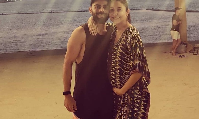 Anushka Sharma seen flaunting baby bump in Bengaluru - Watch