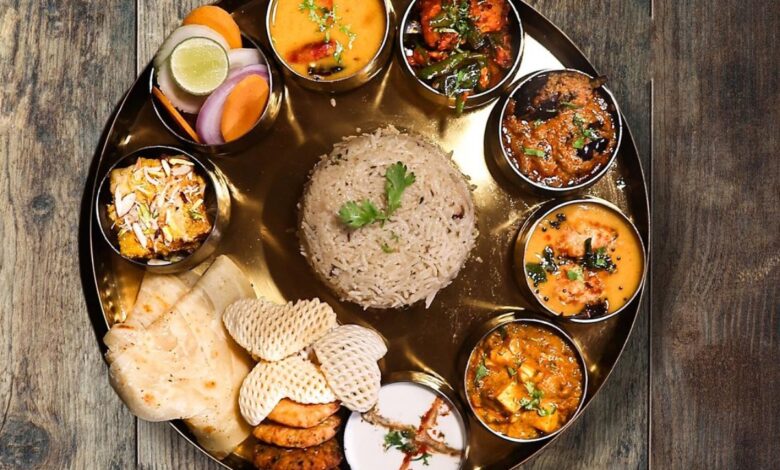 Talawa Gosht to Dalcha: 'Hyderabadi Thali' becomes talk of town