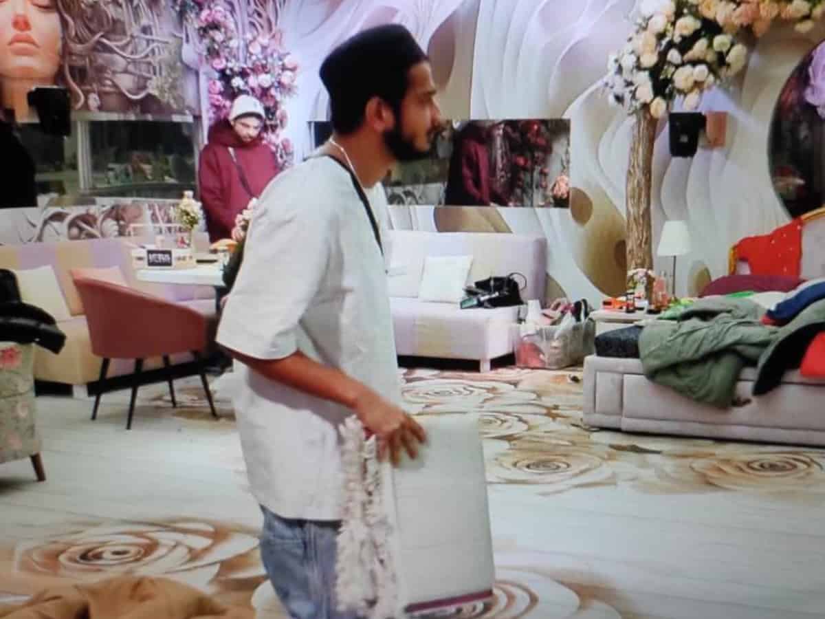 Munawar Faruqui offers Namaz inside Bigg Boss house - viral video
