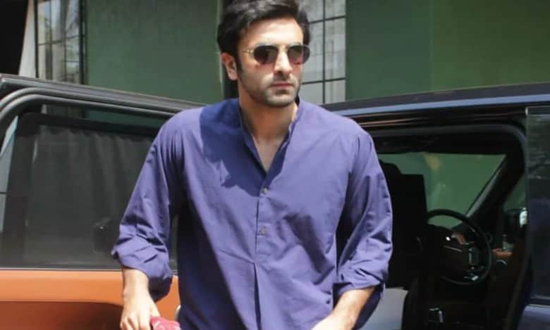 Ranbir Kapoor lands in Hyderabad, spotted at RGIA - Watch
