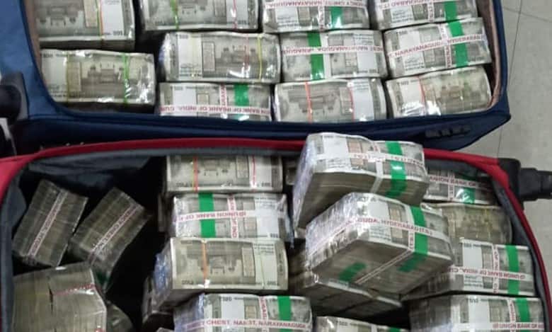 Plain-clothed cops check cash, freebie distribution as Telangana poll campaign ends