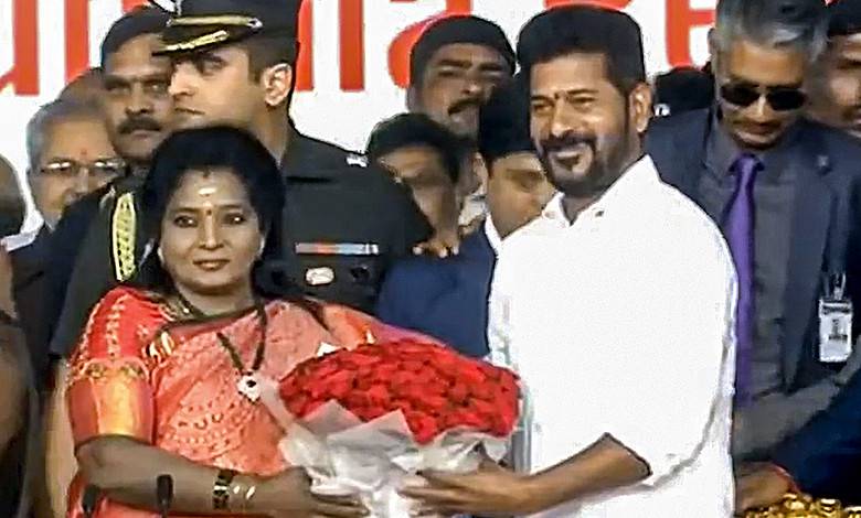 Jagan, Chandrababu Naidu congratulate Revanth Reddy as new CM