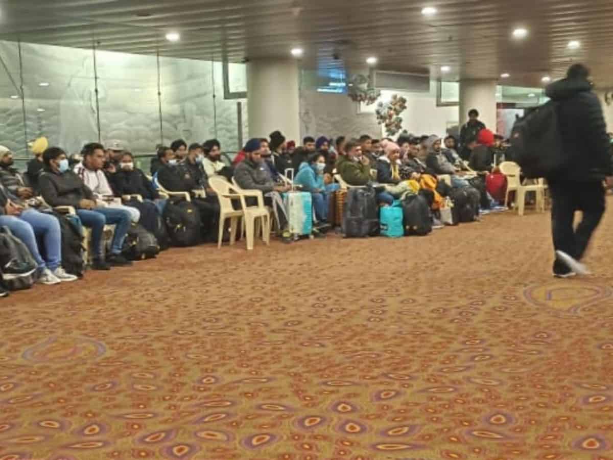 A charter plane carrying 276 passengers landed in Mumbai