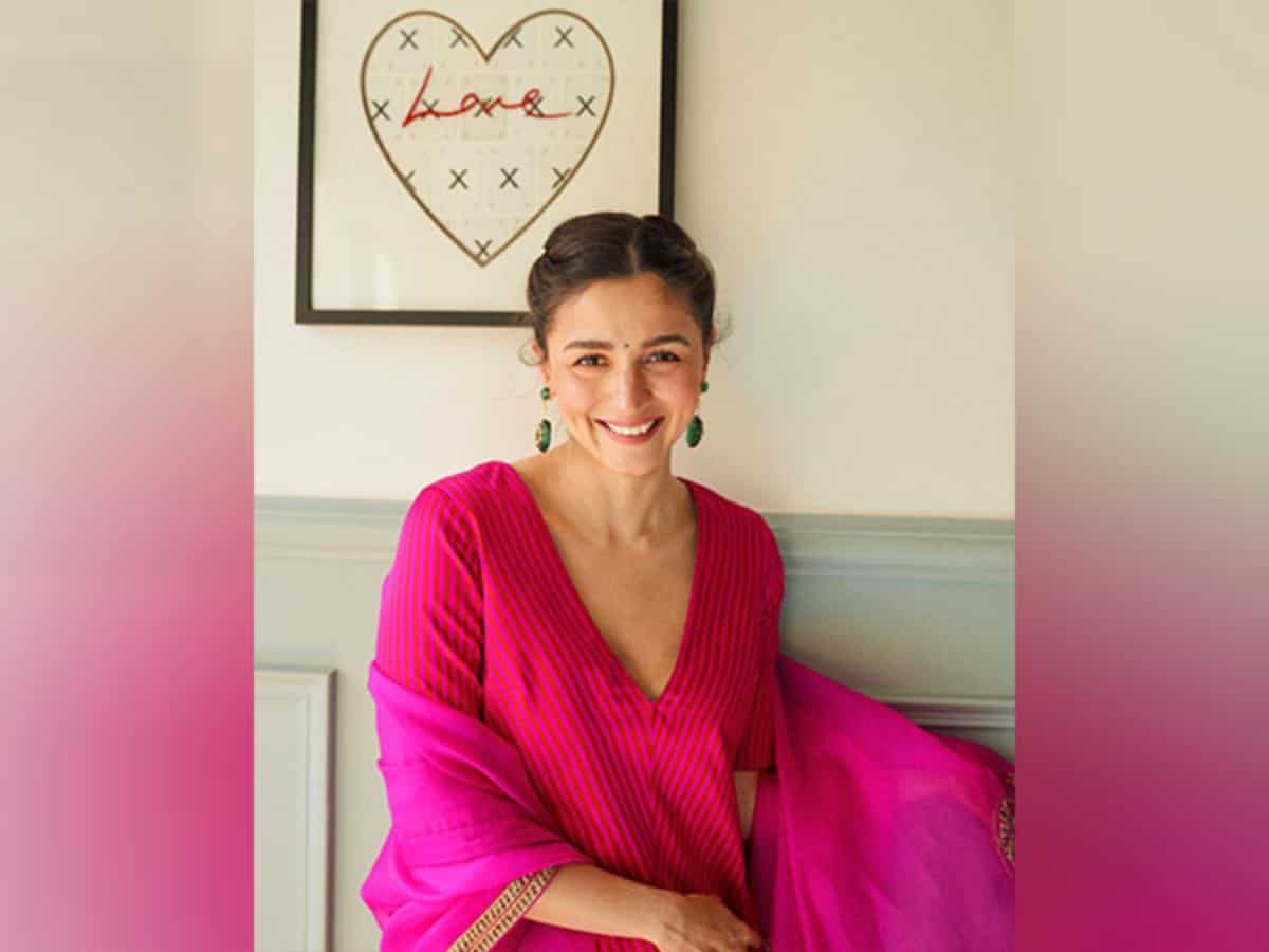 Alia Bhatt glows in pink as she shares pictures from her friend's wedding festivities