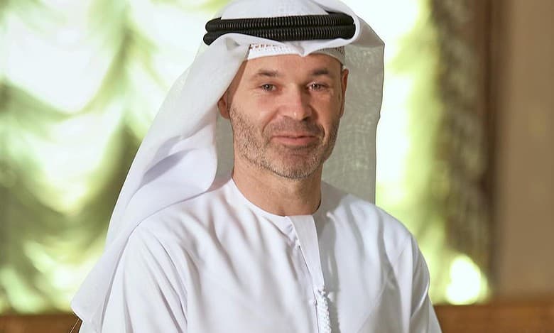 Watch: Spanish footballer Iniesta dons Emirati kandura
