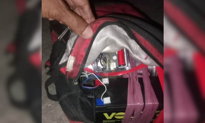 Bomb found in train at Karachi station