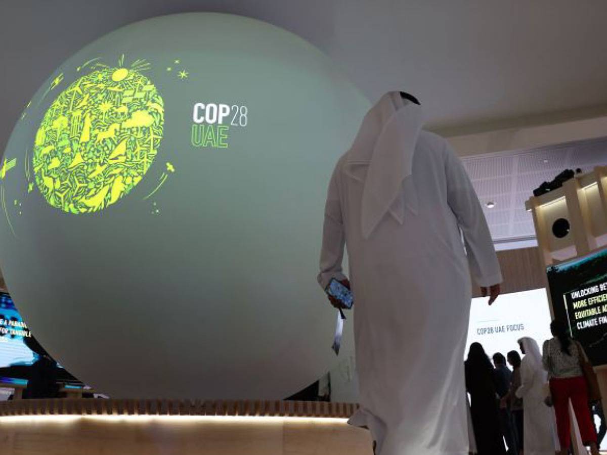 Dubai plan to achieve 50% reduction in carbon emissions by 2030