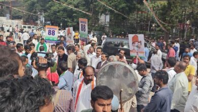 LIVE: Congress workers burst firecrackers as lead widens over BRS