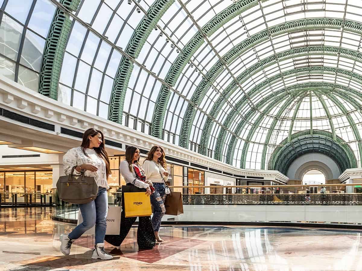 Dubai's 12-hour massive sale kicks off: Up to 90% discounts