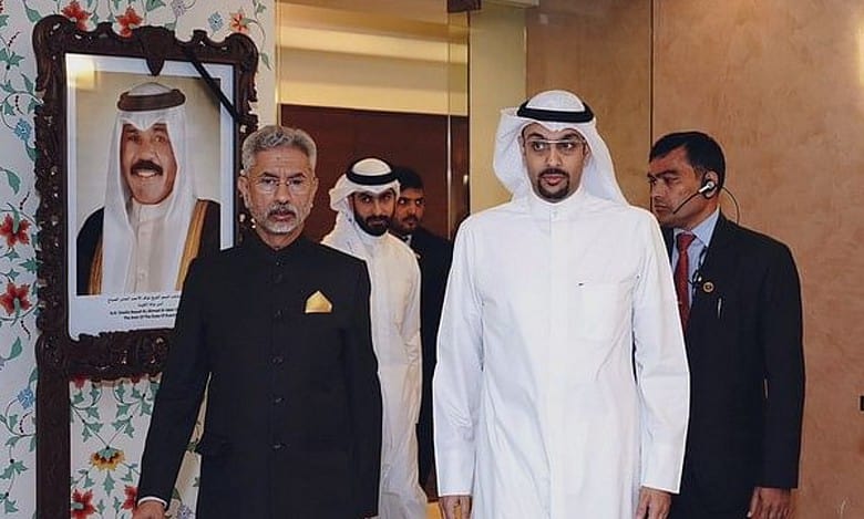 Jaishankar pays condolences at Kuwait embassy on Emir's passing