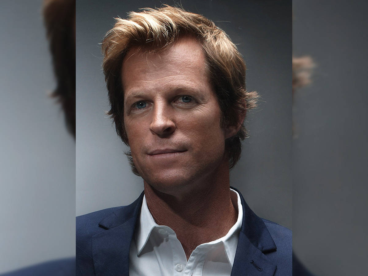 South Africa's cricket legend Jonty Rhodes is in India for a long stay; BCCI should involve him for coaching