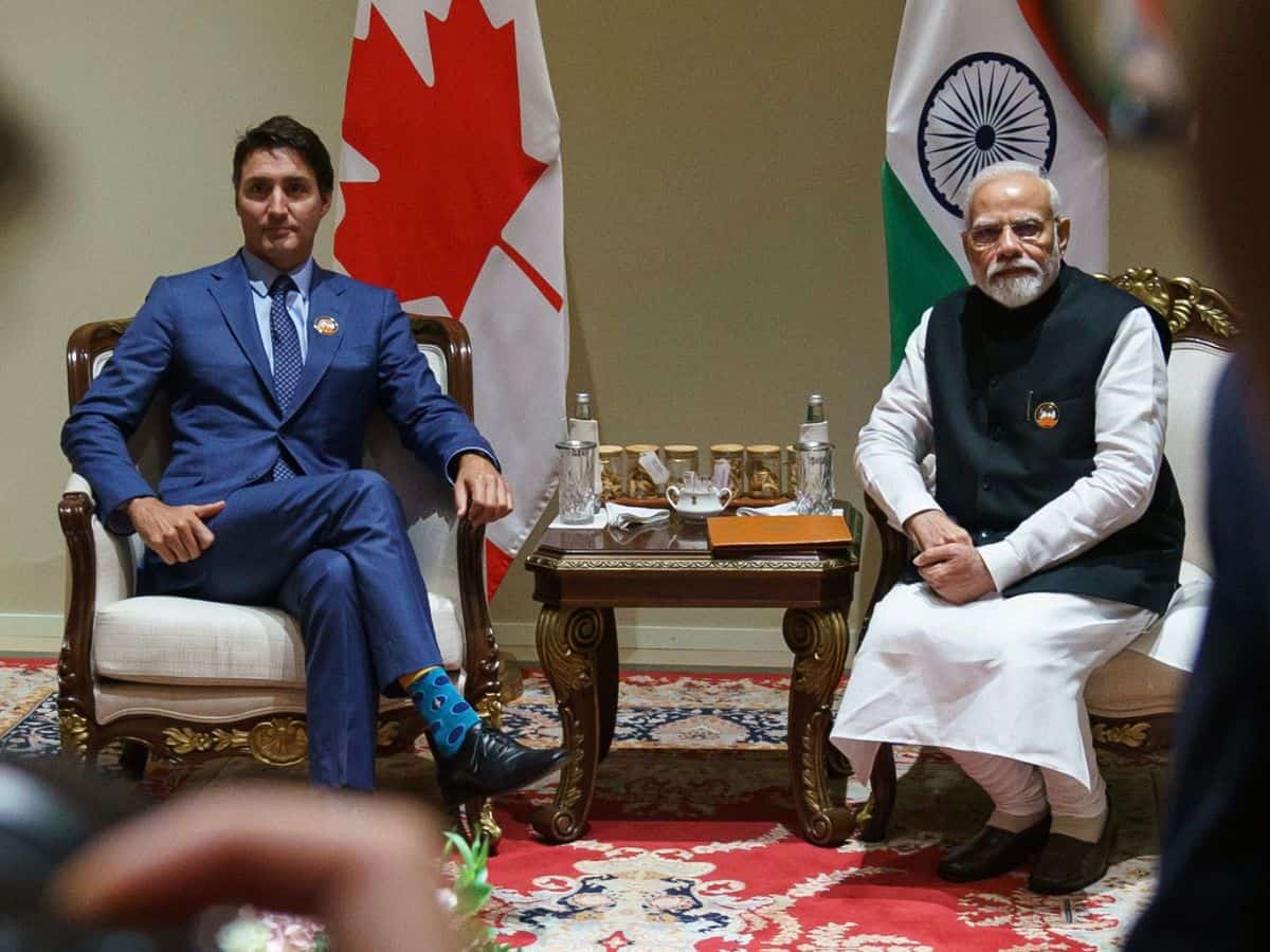 PM Modi meets Canadian counterpart Justin Trudeau at Laos